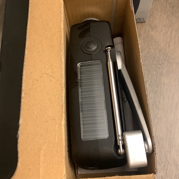 L.L. Bean Microlink FR160 Radio - Picture 2 of 2